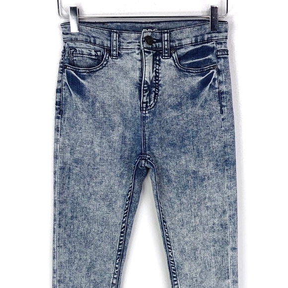 Sold🥀 UO BDG High Rise Twig Ankle Skinny Jeans - Picture 3 of 8